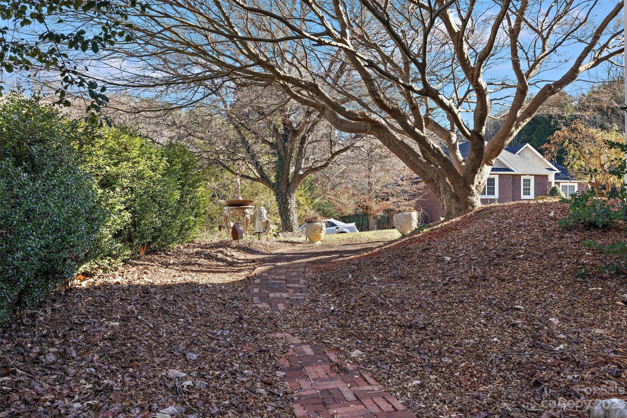 Iswa Point - Residential