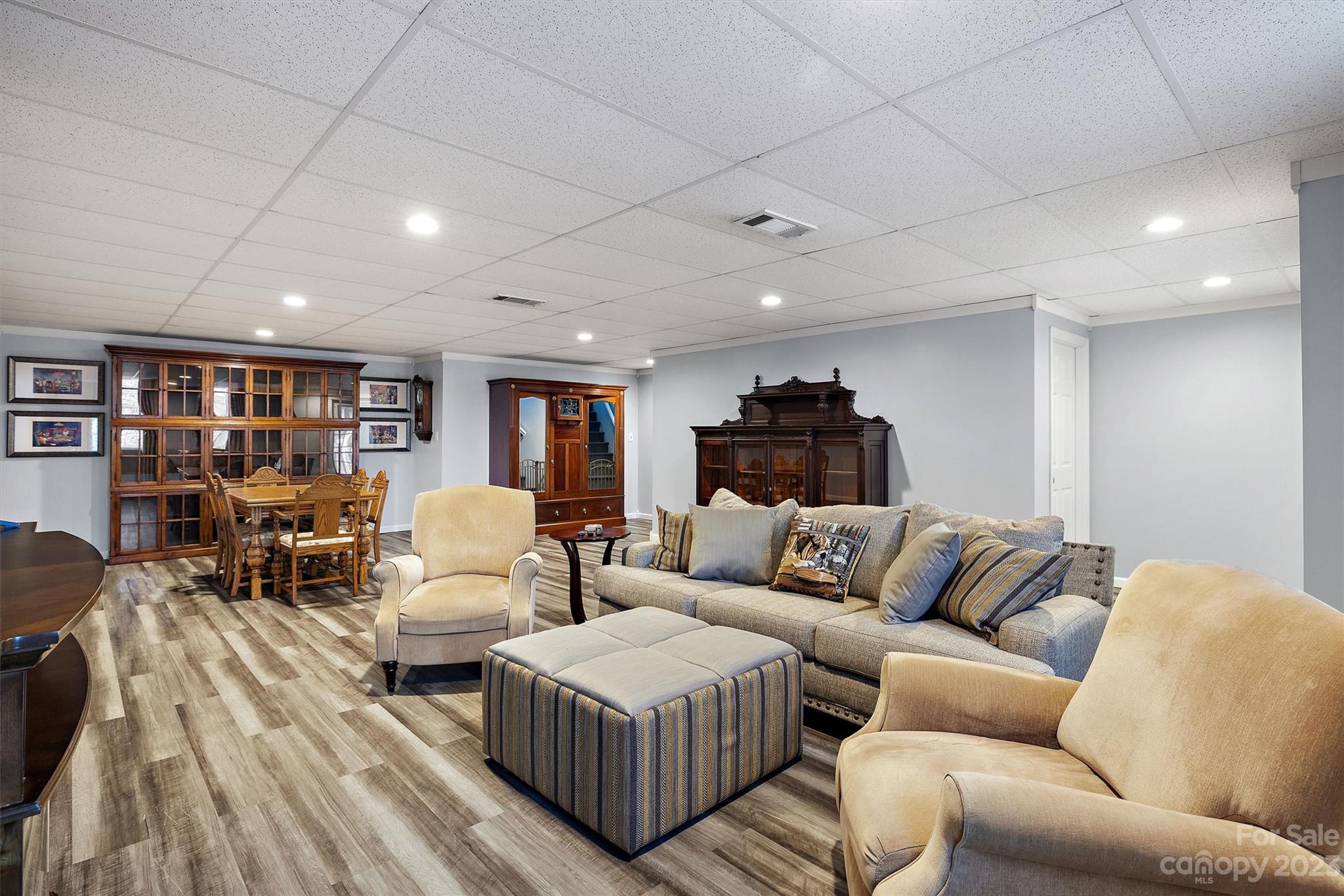 Iswa Point - Residential