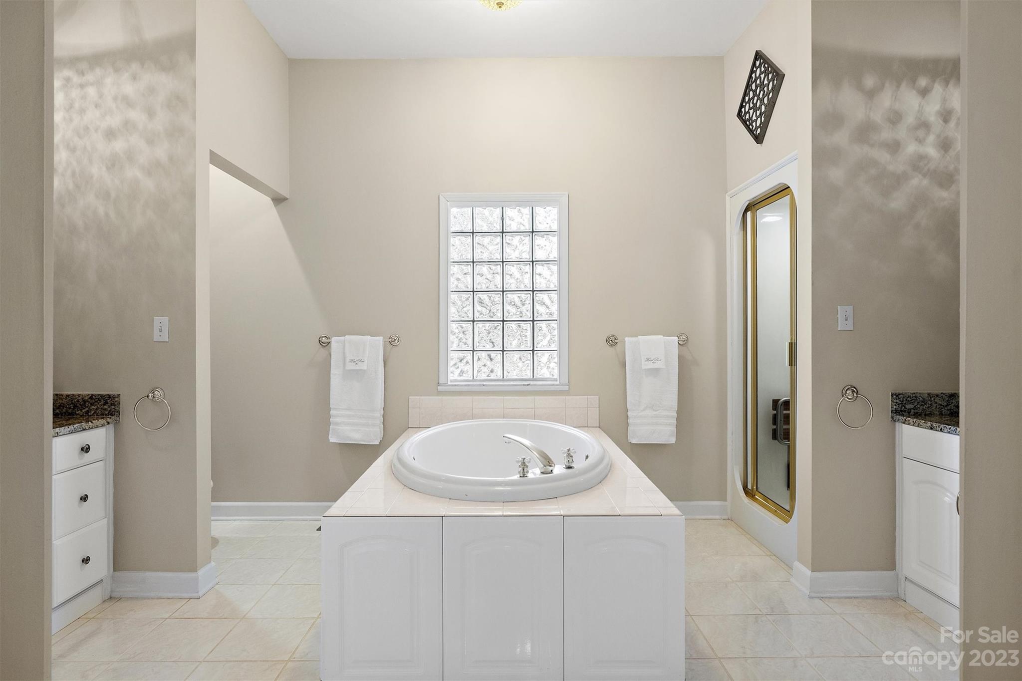 Iswa Point - Residential