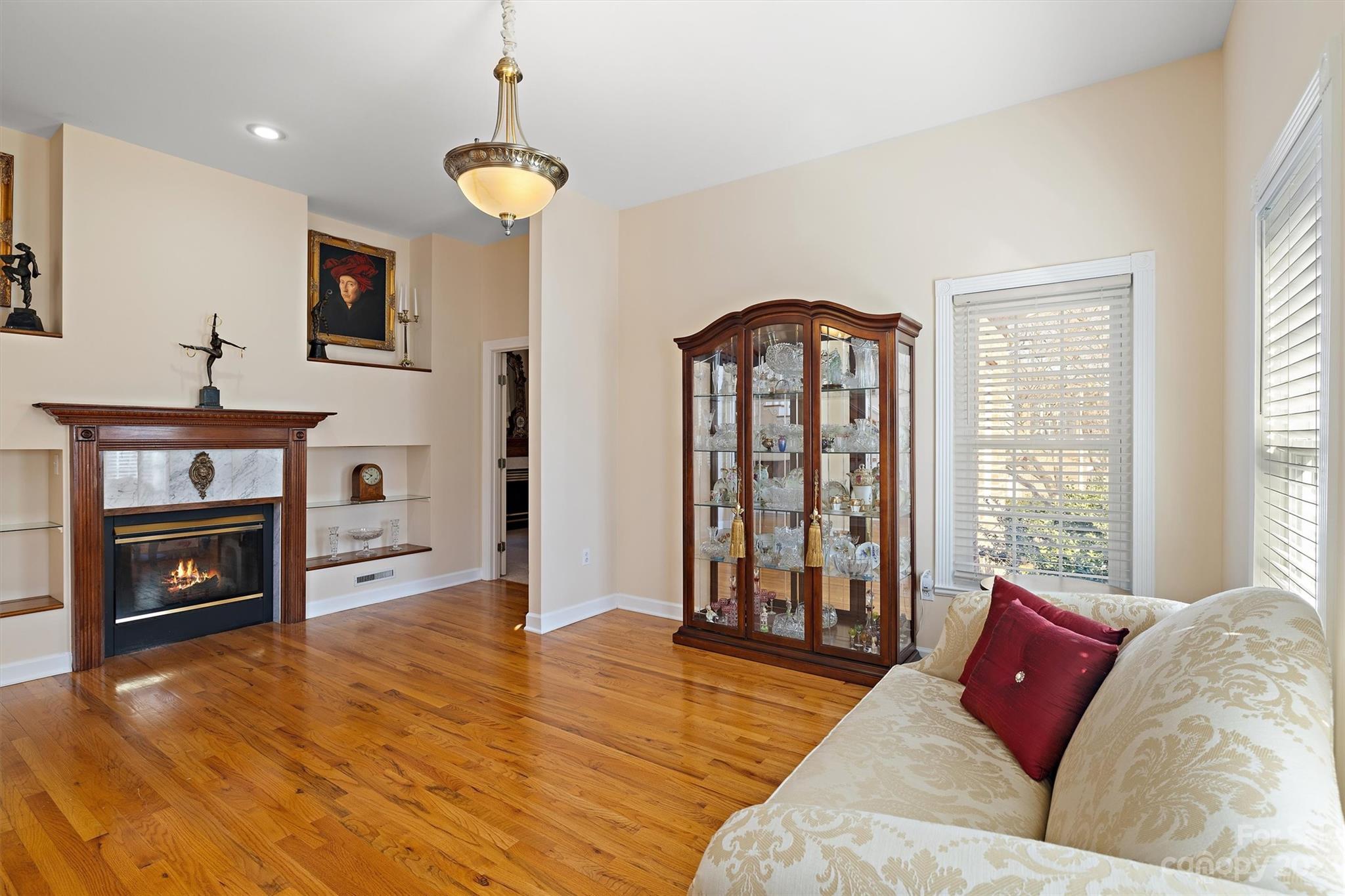 Iswa Point - Residential