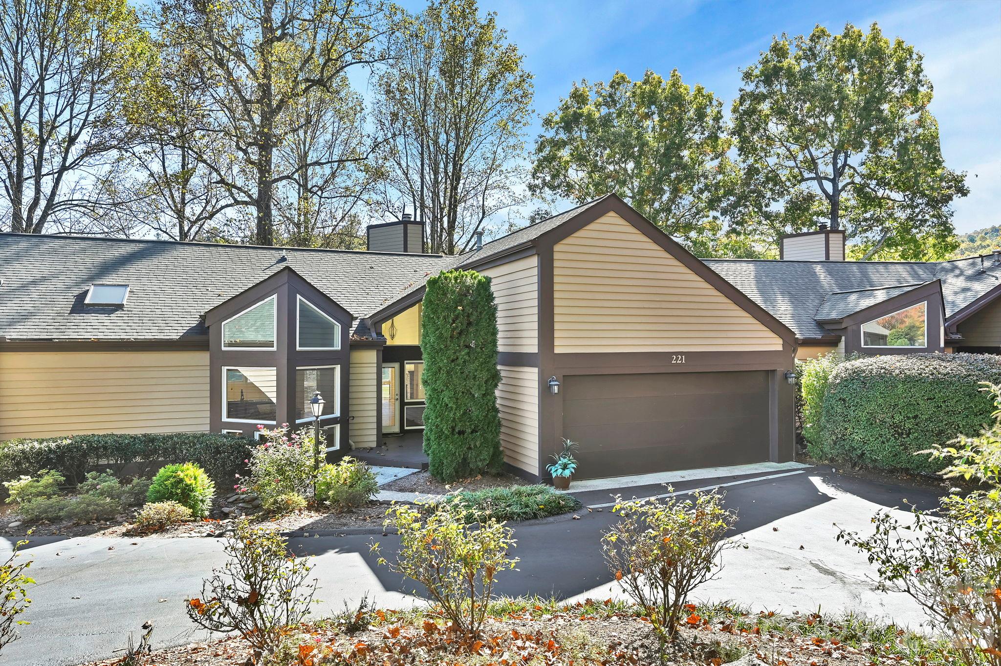 221 Winding Meadows Drive