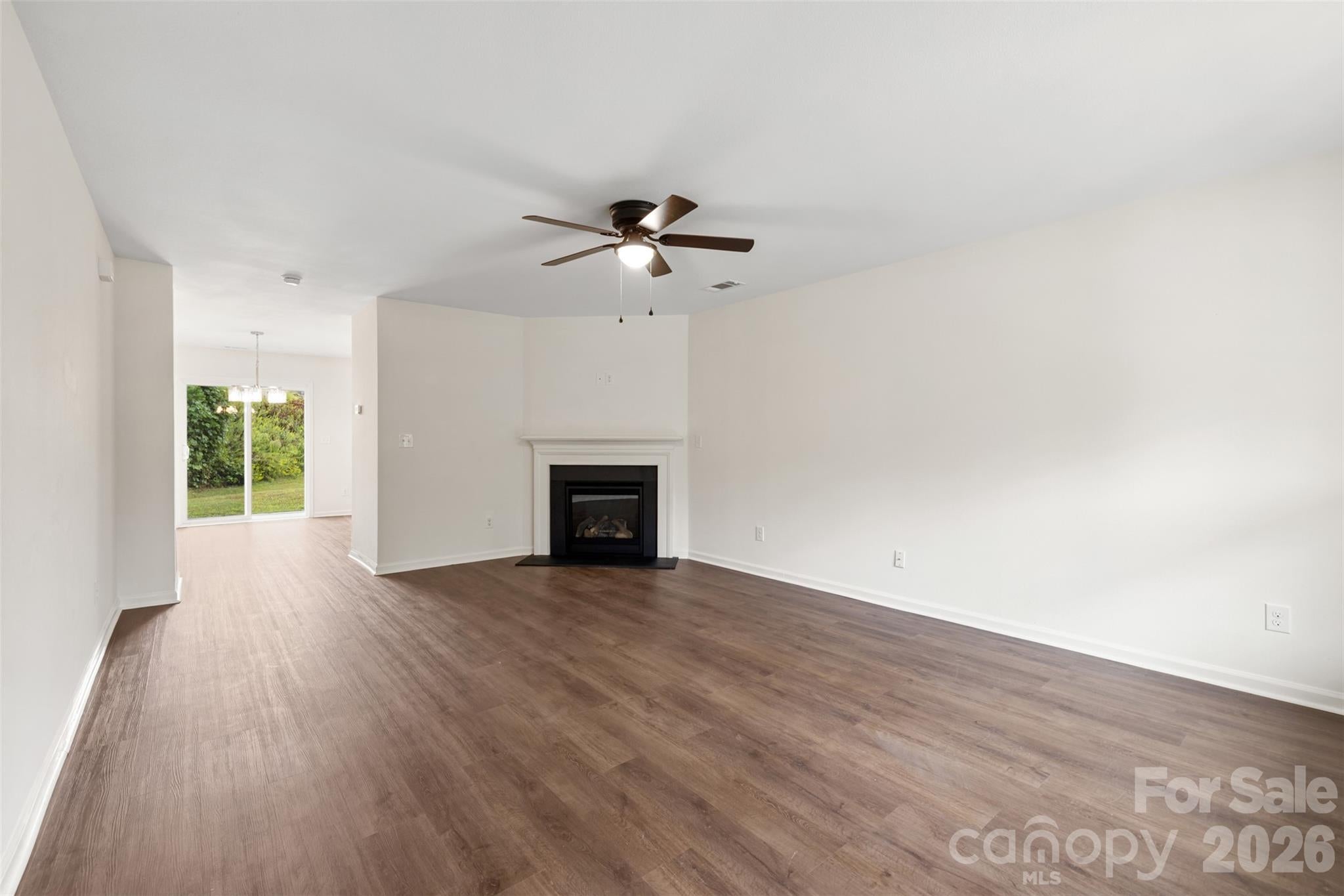2824 Easton Knoll Drive