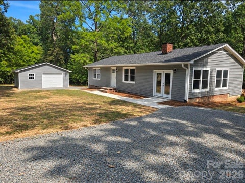 Photo of 25650 Dunlap Road, Albemarle, NC 28001 (MLS # 4423278)