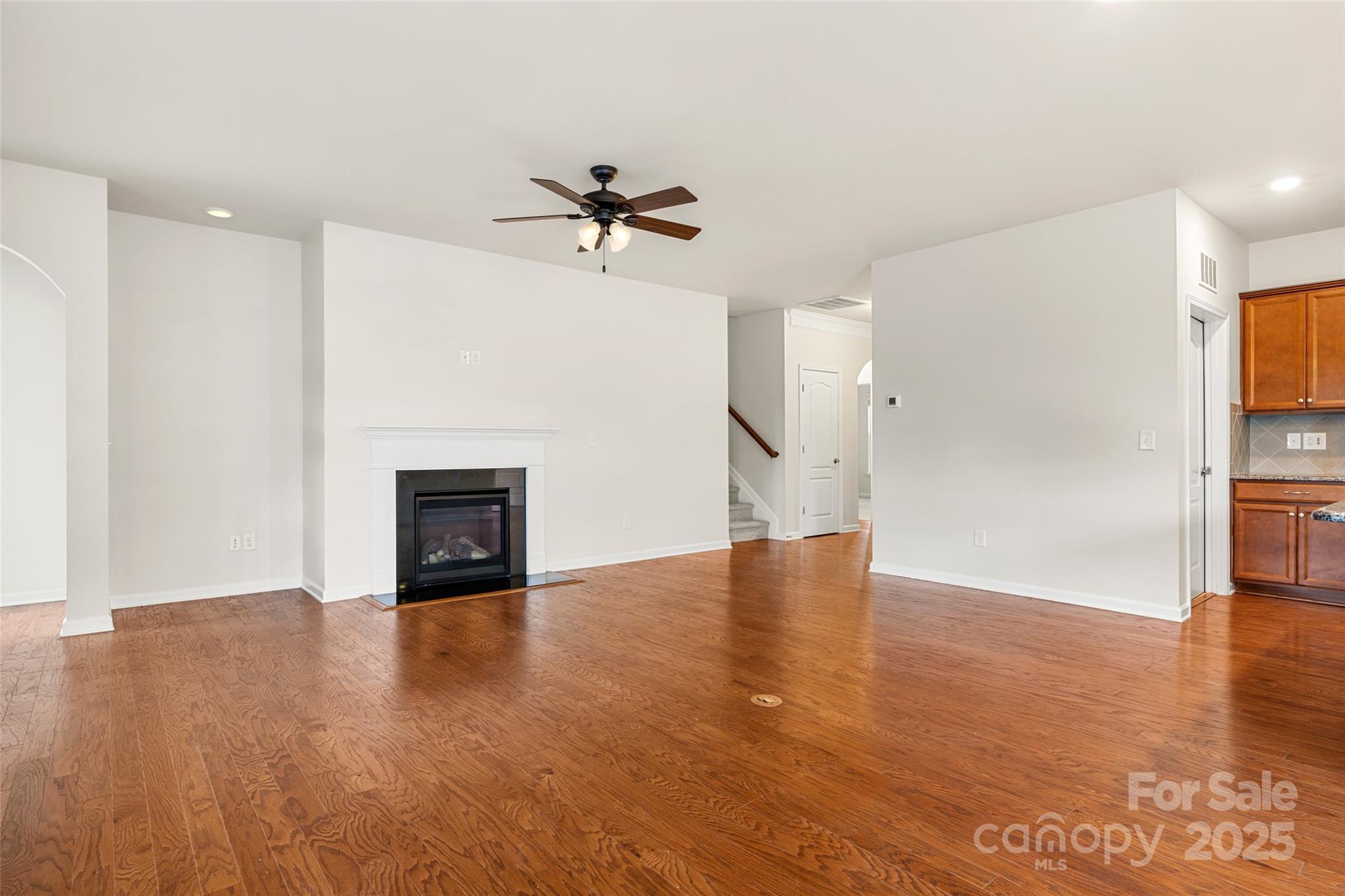 5022 Redwood Grove Trail