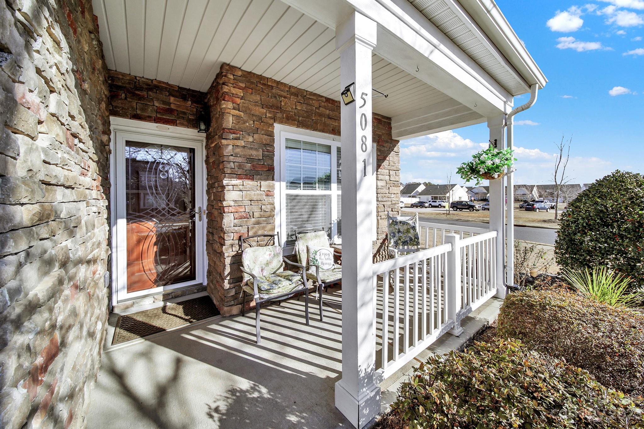 Newport Lakes - Residential