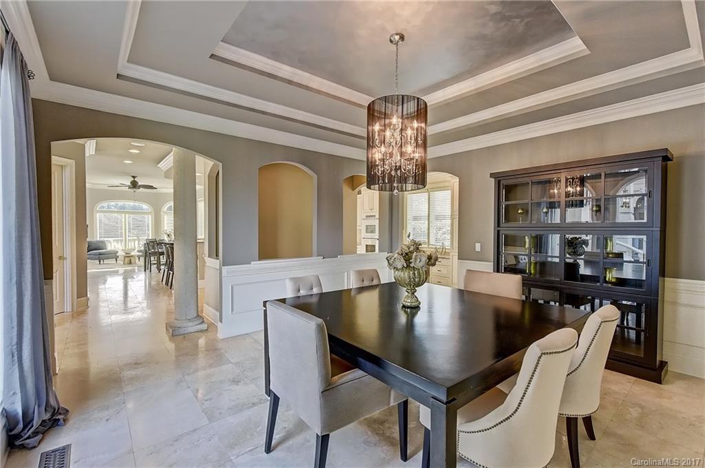 The Peninsula - Residential