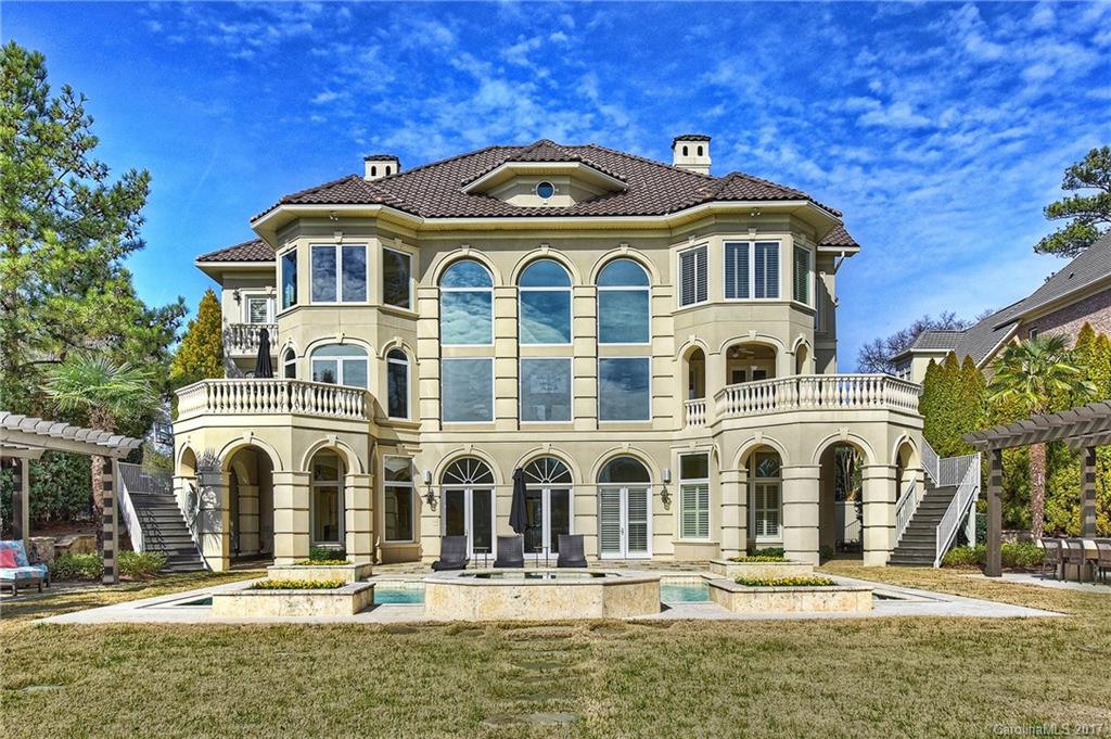 The Peninsula - Residential