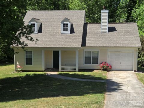 Photo of 437 Cedarcroft Drive, Mooresville, NC 28115 (MLS # 4386576)