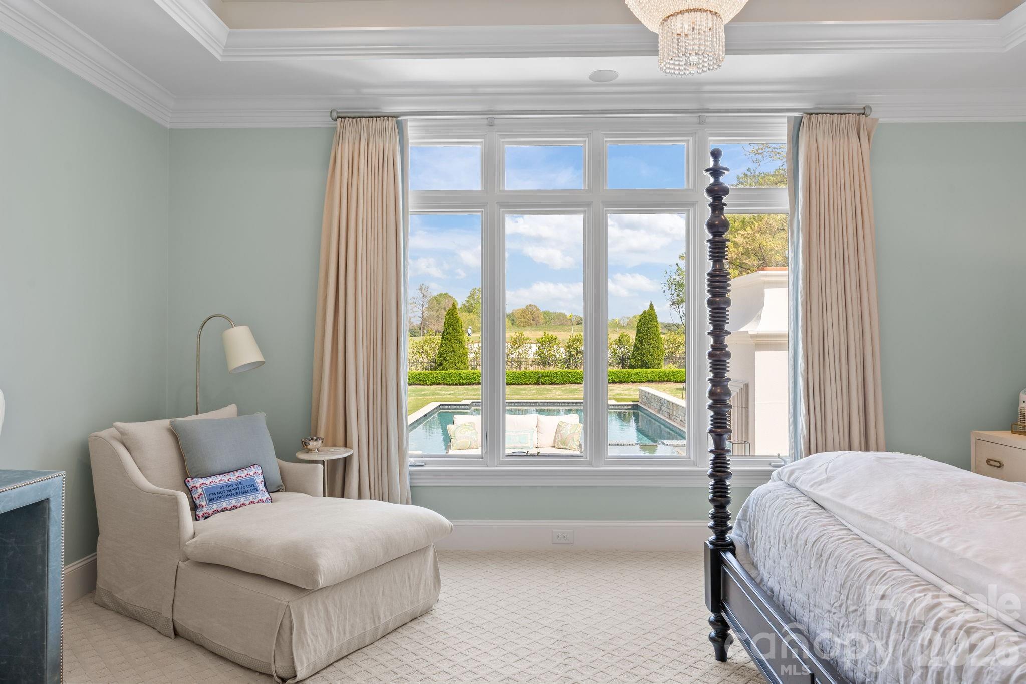 The Peninsula - Residential