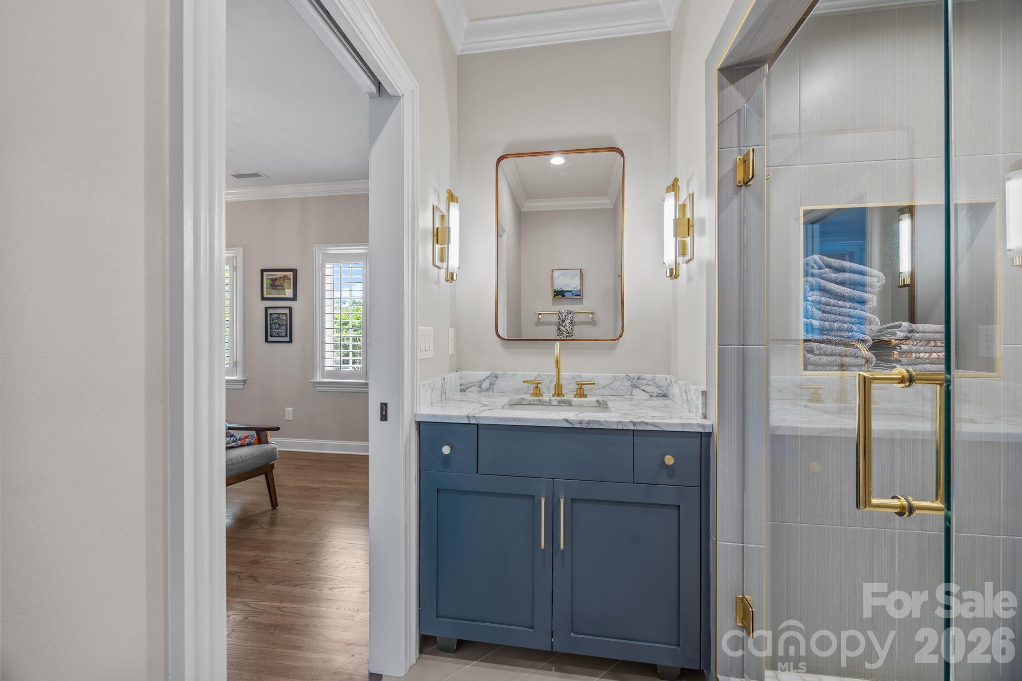 The Peninsula - Residential