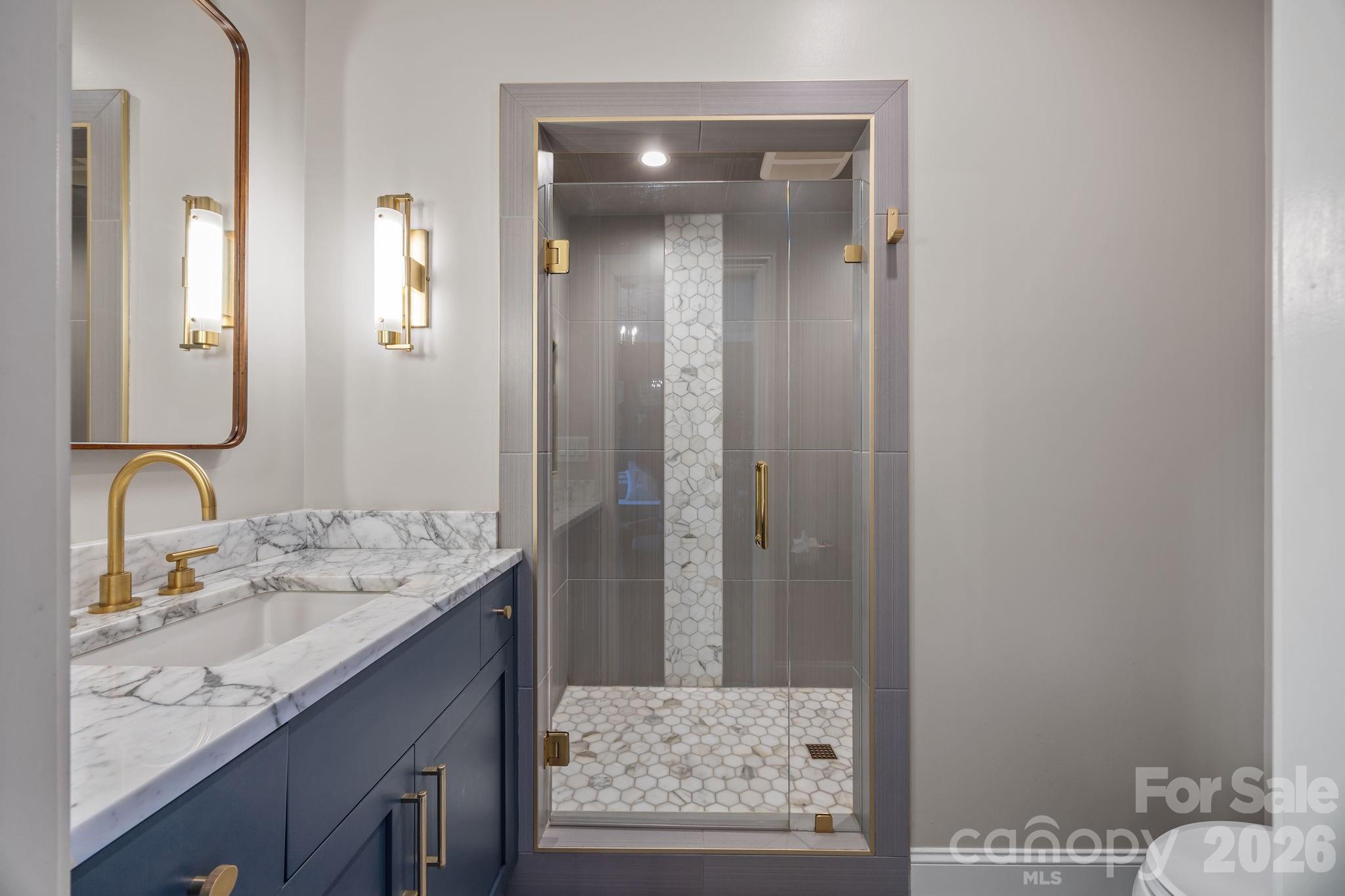 The Peninsula - Residential