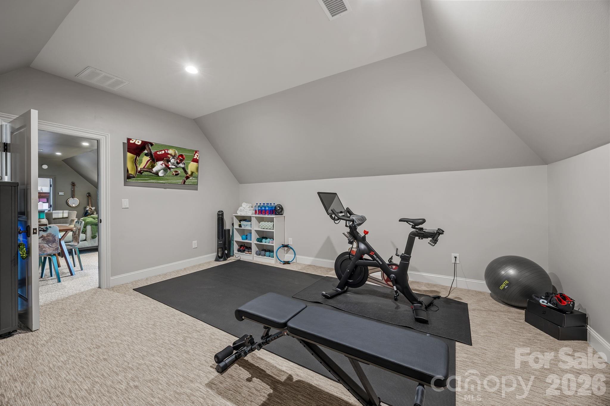 The Peninsula - Residential