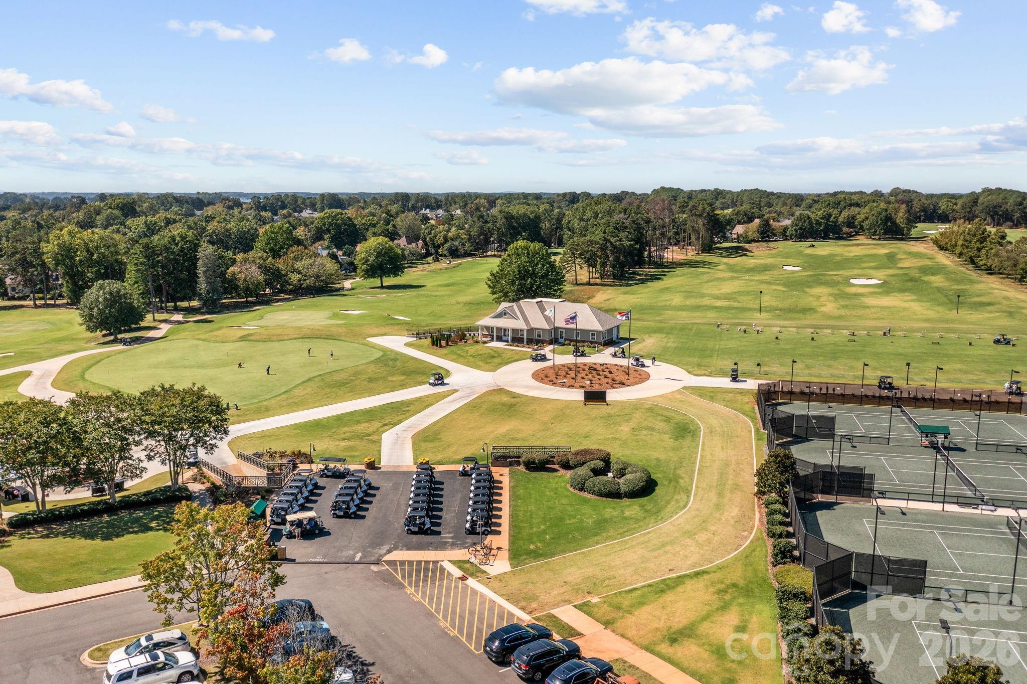 The Peninsula - Residential