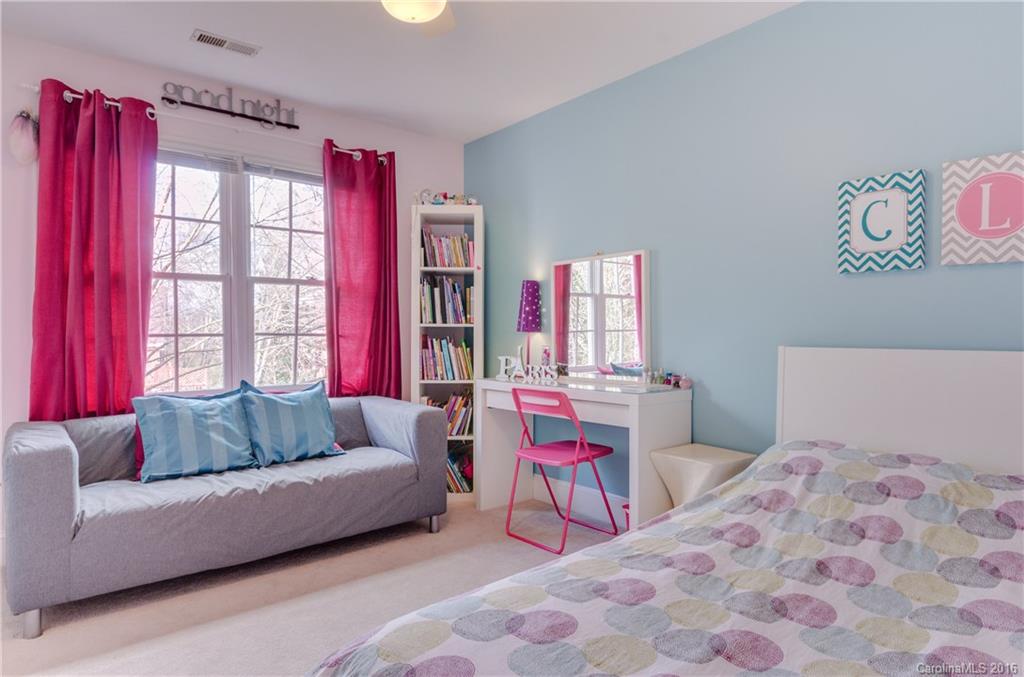 Beacon Knoll - Residential