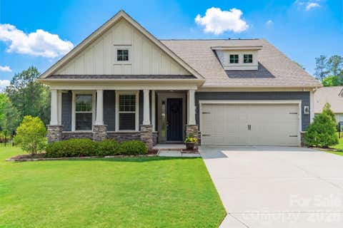 Photo of 17036 Challory Glen Way, Charlotte, NC 28278 (MLS # 4373759)