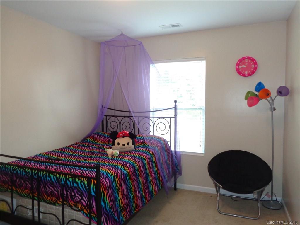 The Oaks Of Landis - Residential