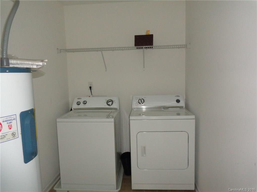 The Oaks Of Landis - Residential