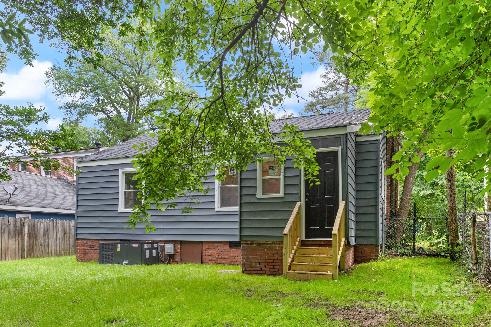 1705 Avondale Drive