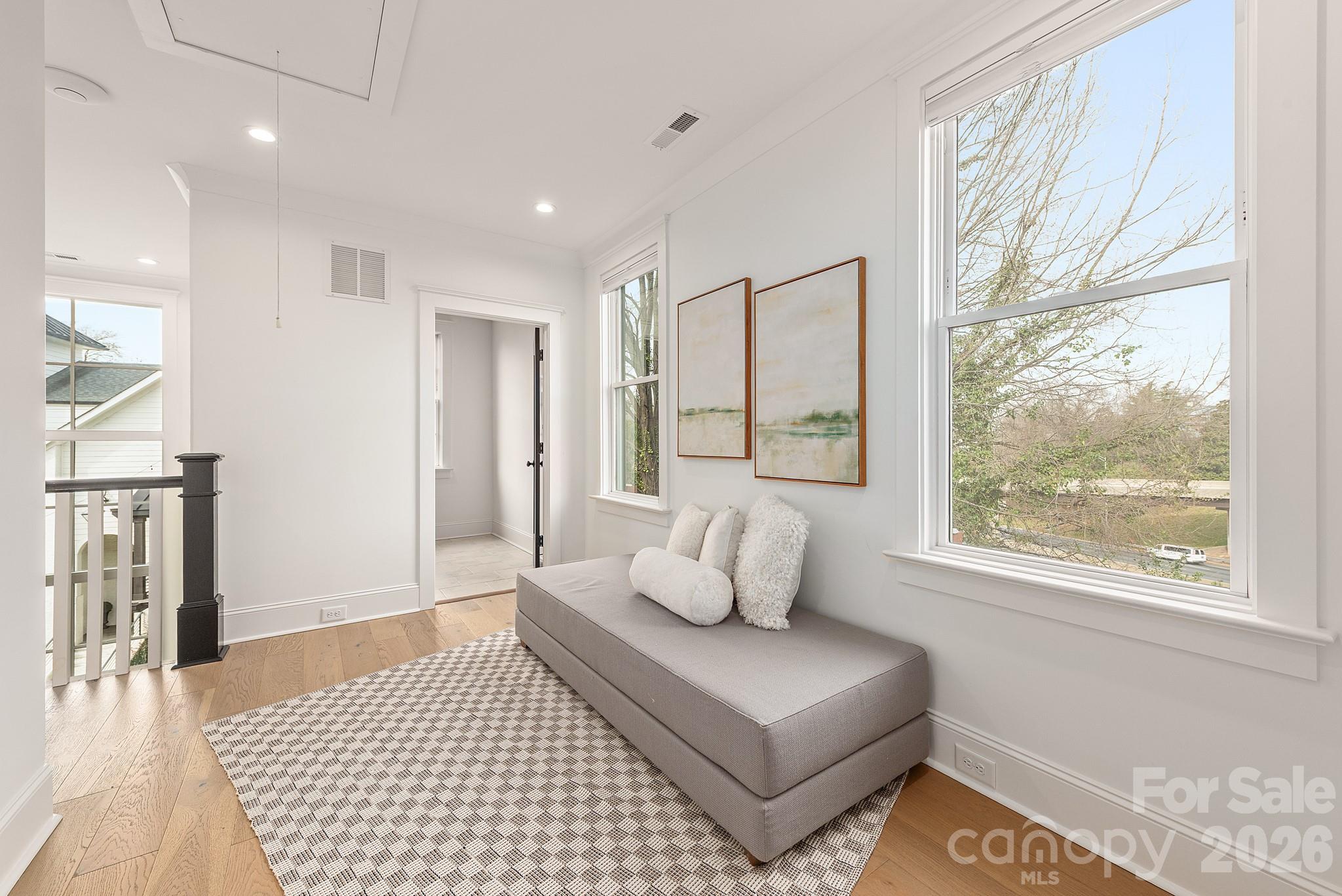 Elizabeth - Residential