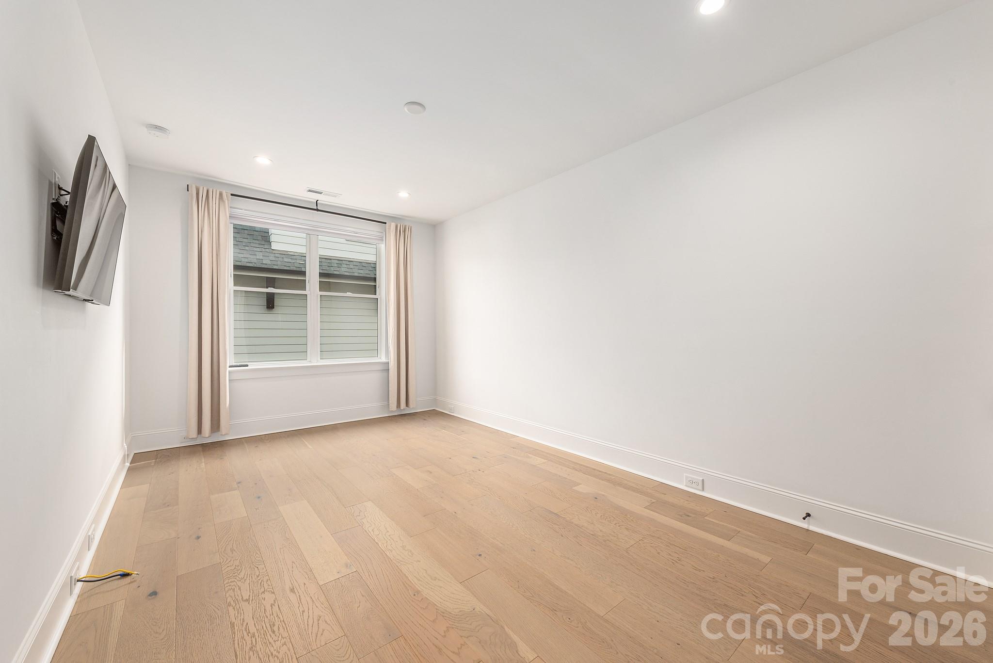 Elizabeth - Residential