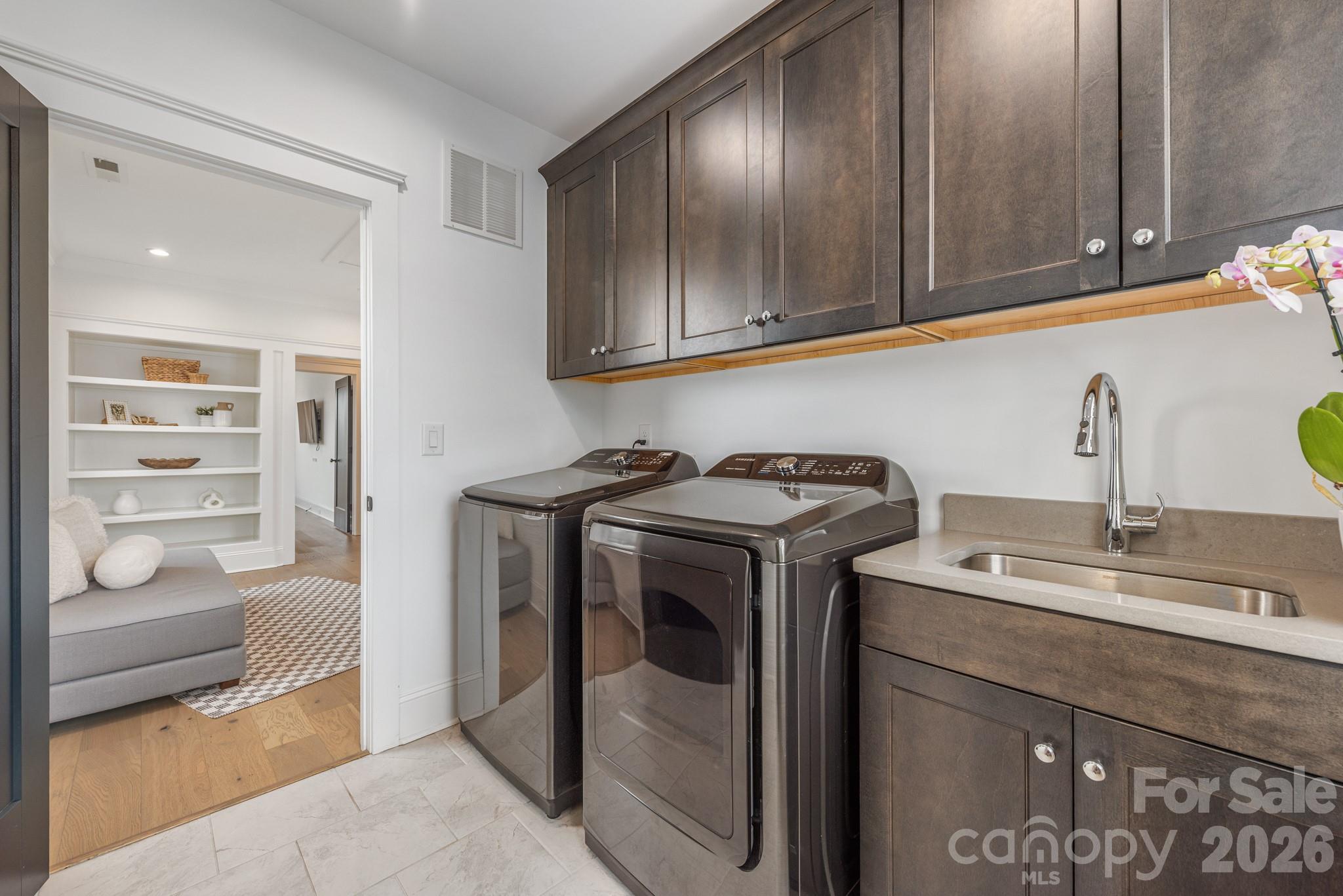 Elizabeth - Residential