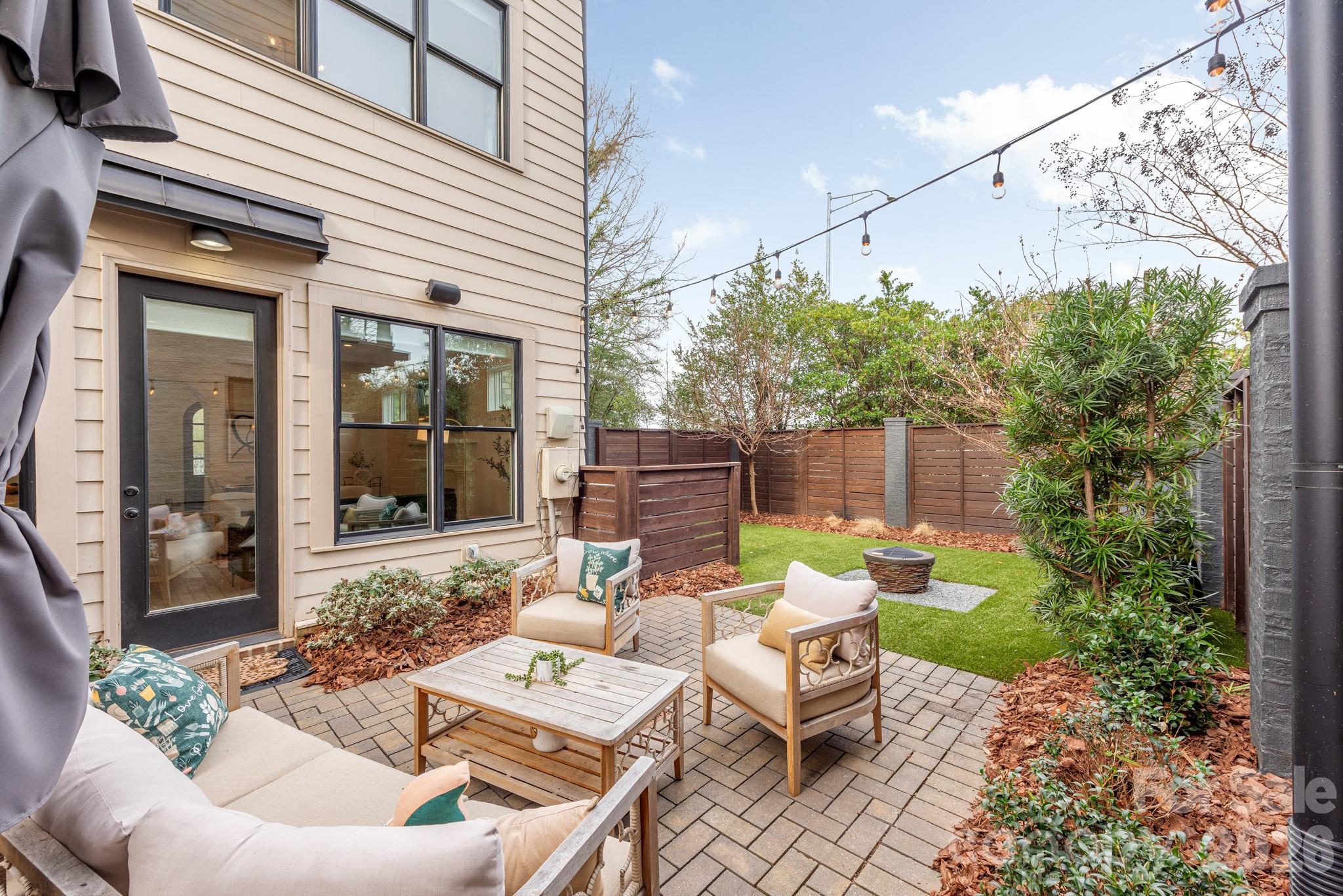 Elizabeth - Residential