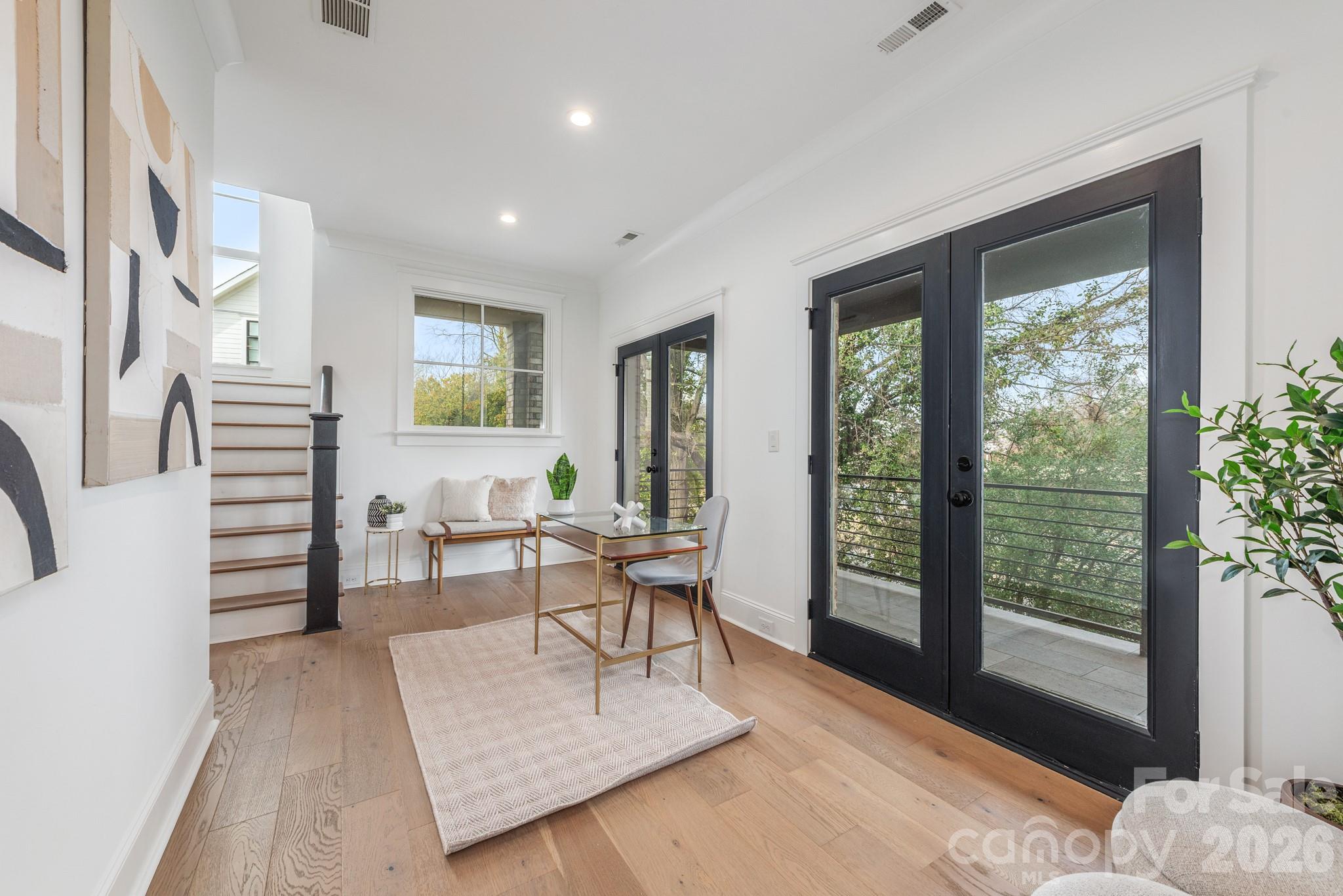 Elizabeth - Residential