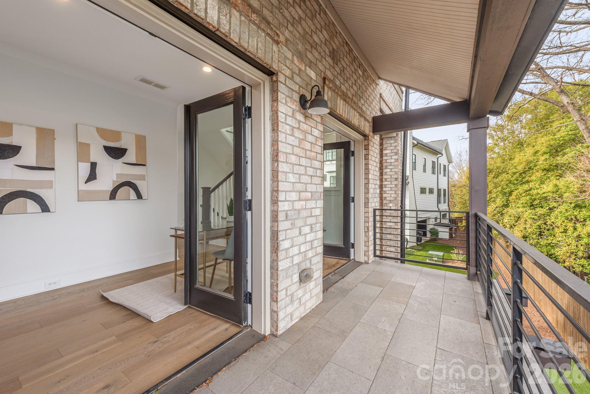 Elizabeth - Residential