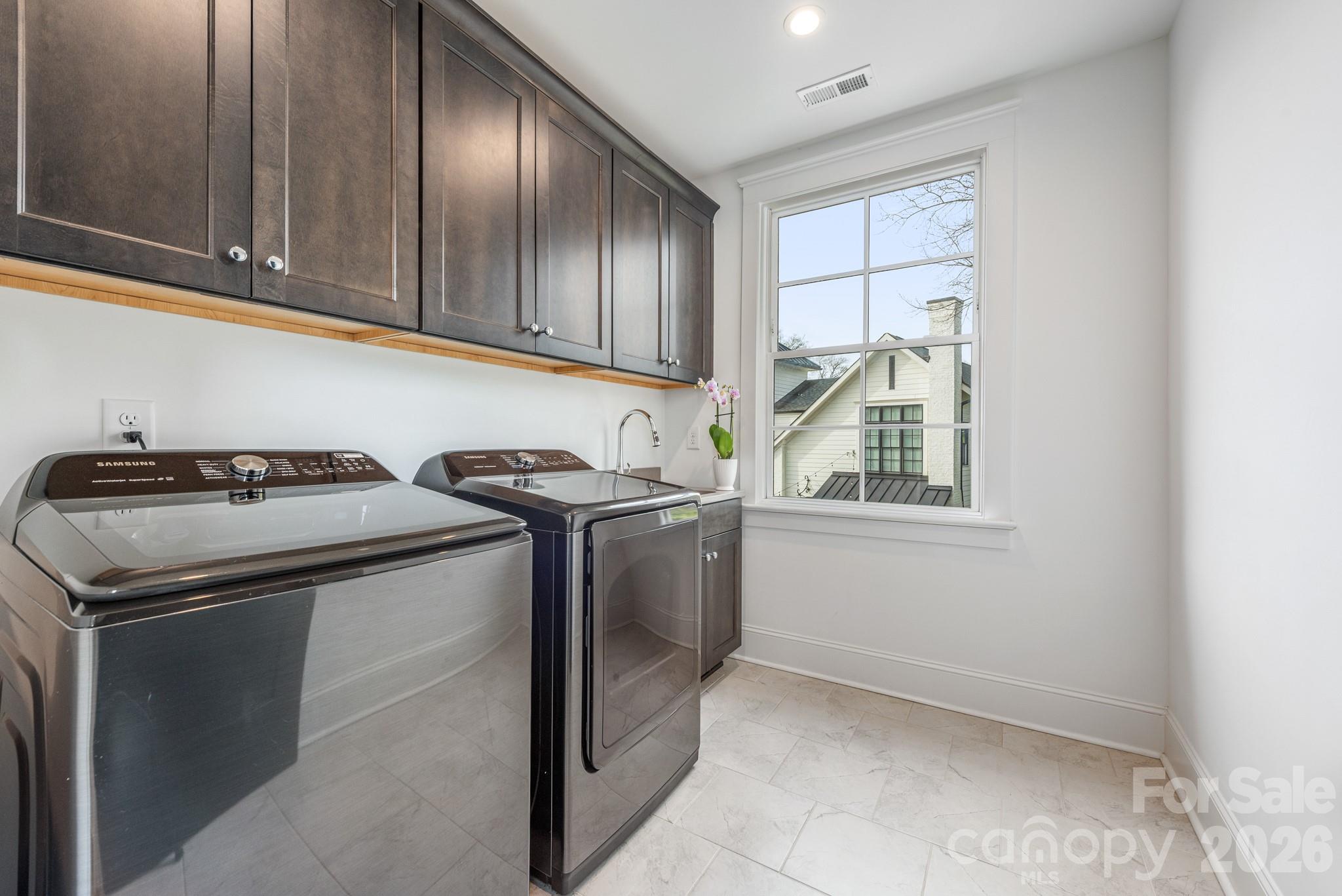 Elizabeth - Residential