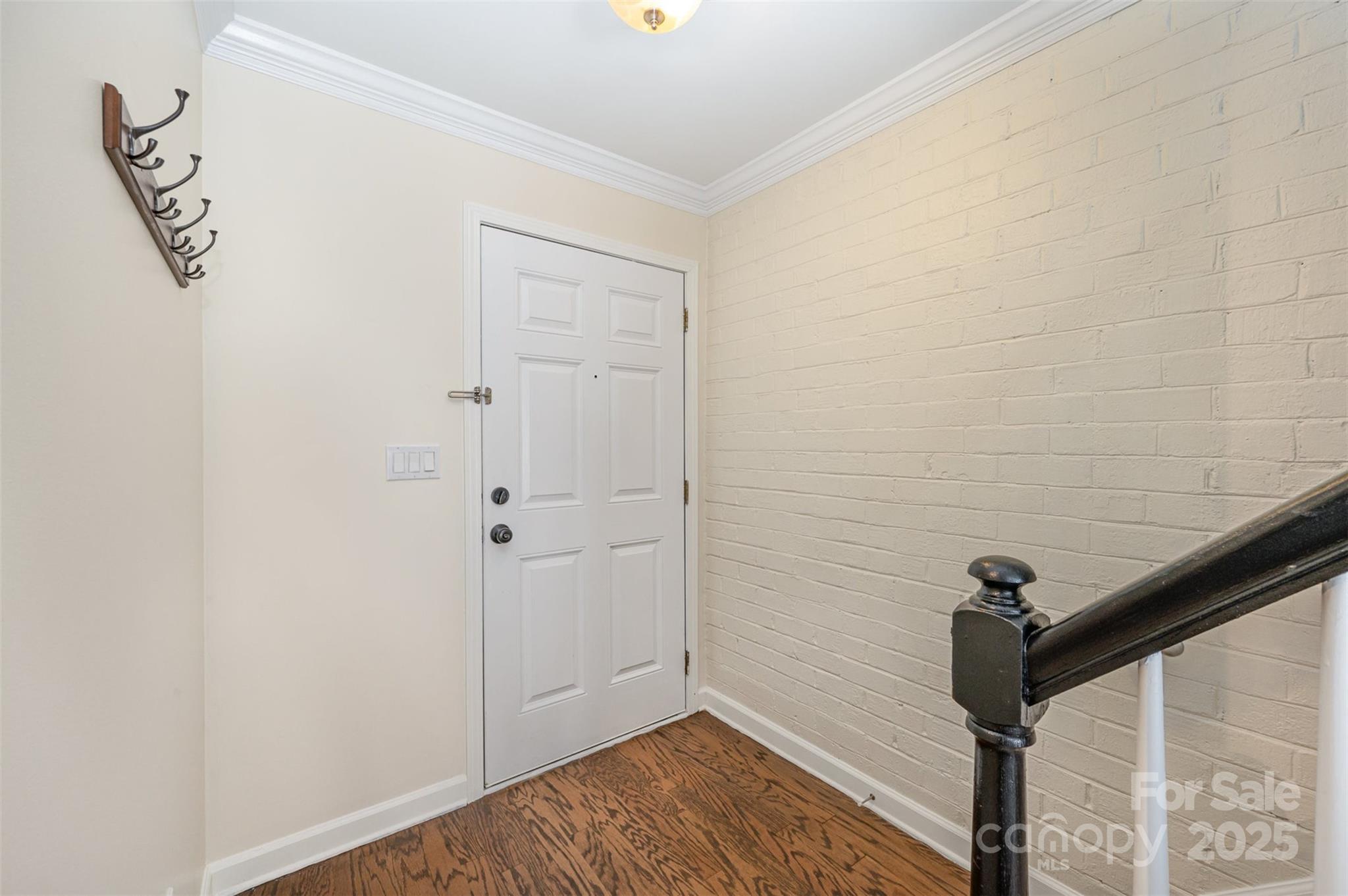 Williamsburg on Commonwealth - Residential