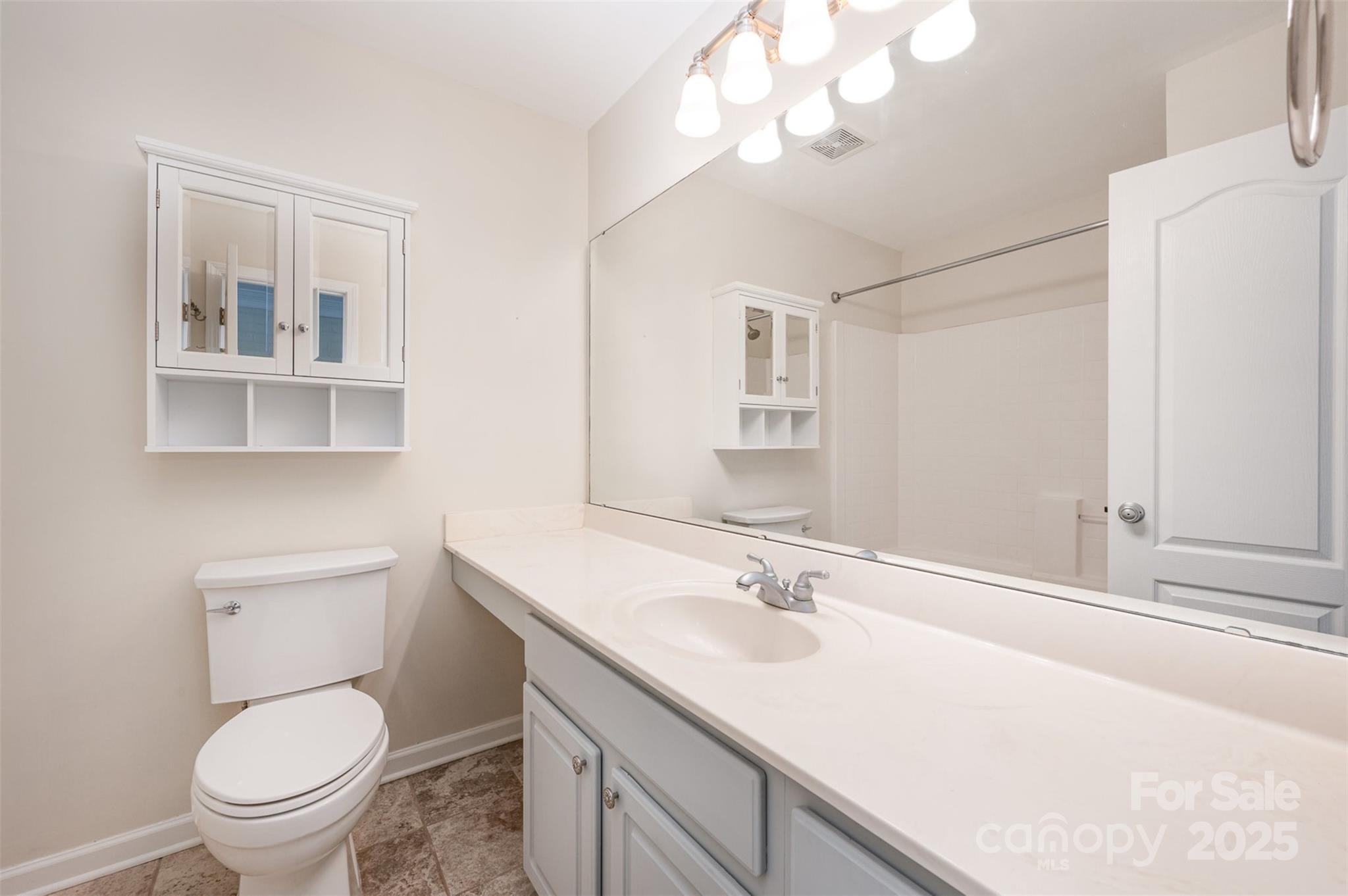 Williamsburg on Commonwealth - Residential