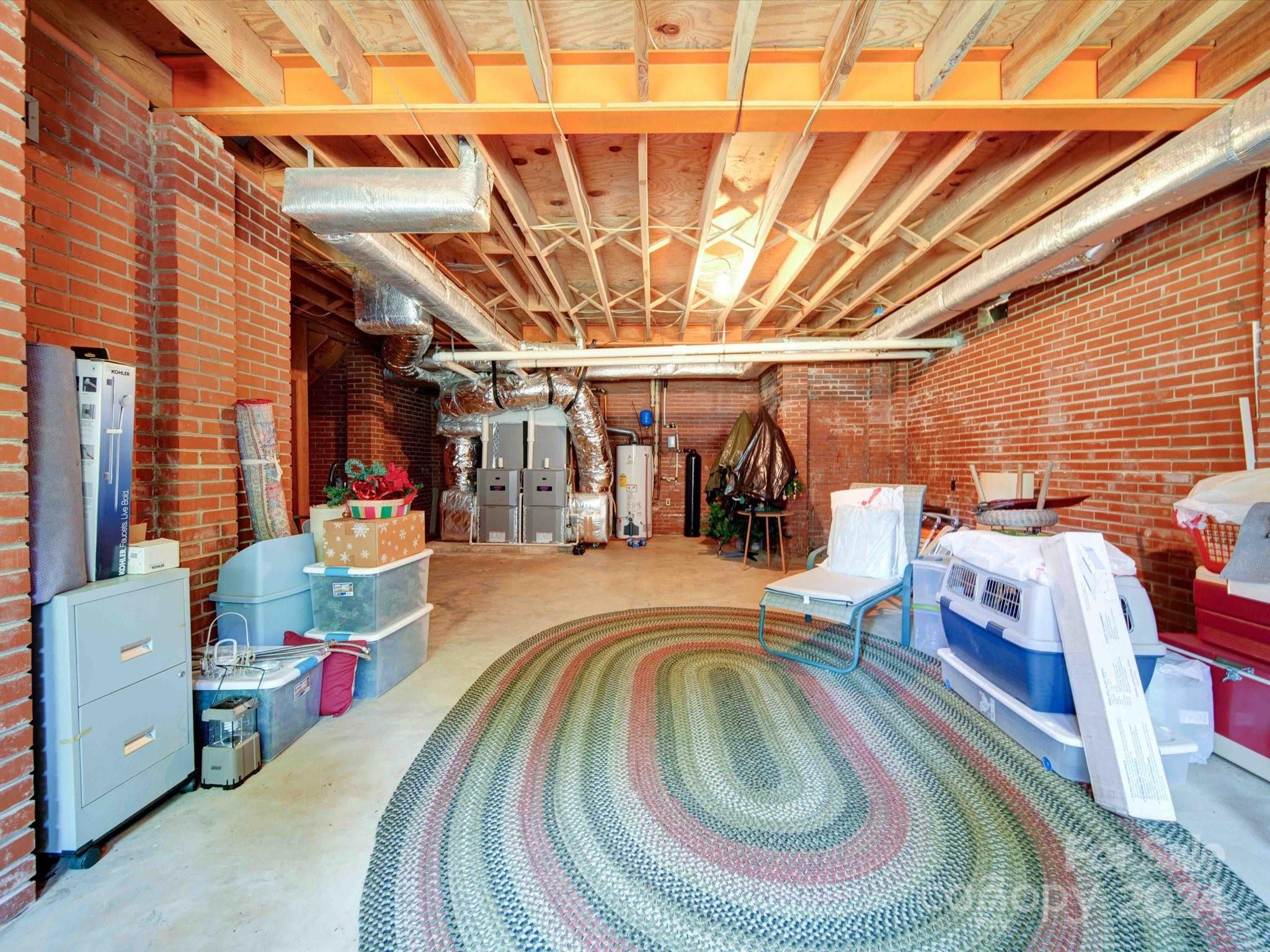 Poplar Forest - Residential