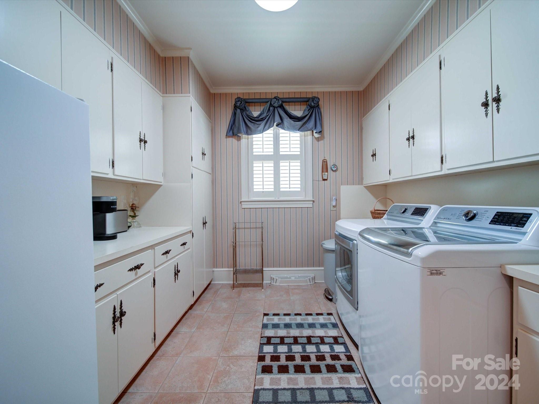 Poplar Forest - Residential