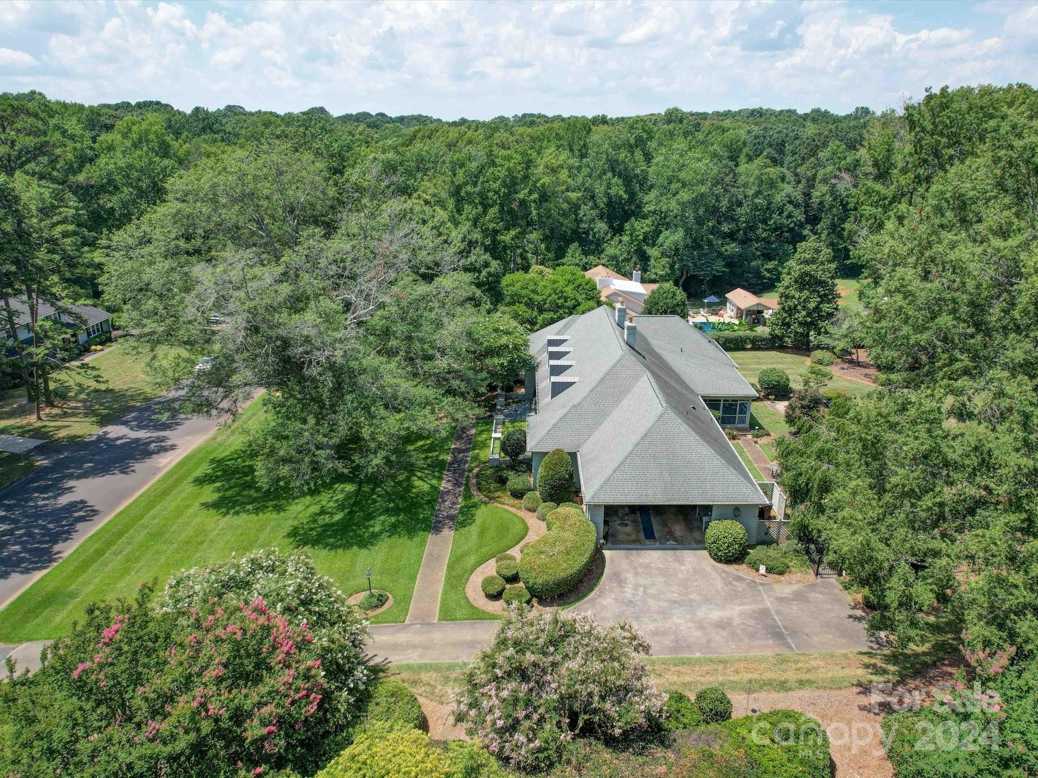 Poplar Forest - Residential