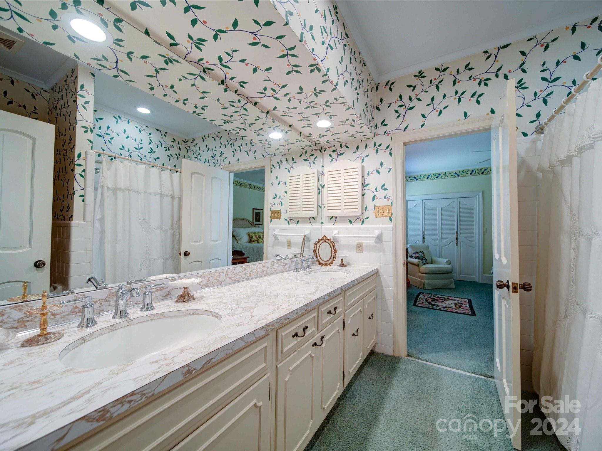 Poplar Forest - Residential