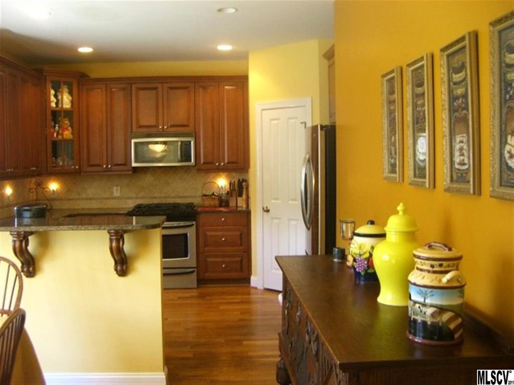 Hawks Ridge - Residential