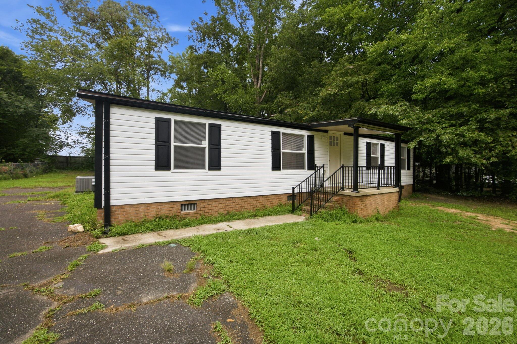 3250 Ole Country Lane