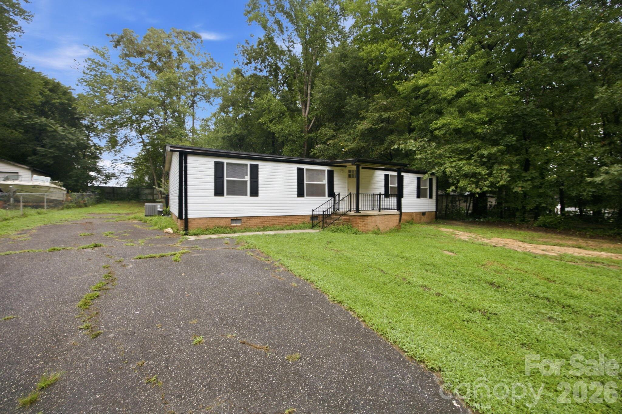 3250 Ole Country Lane