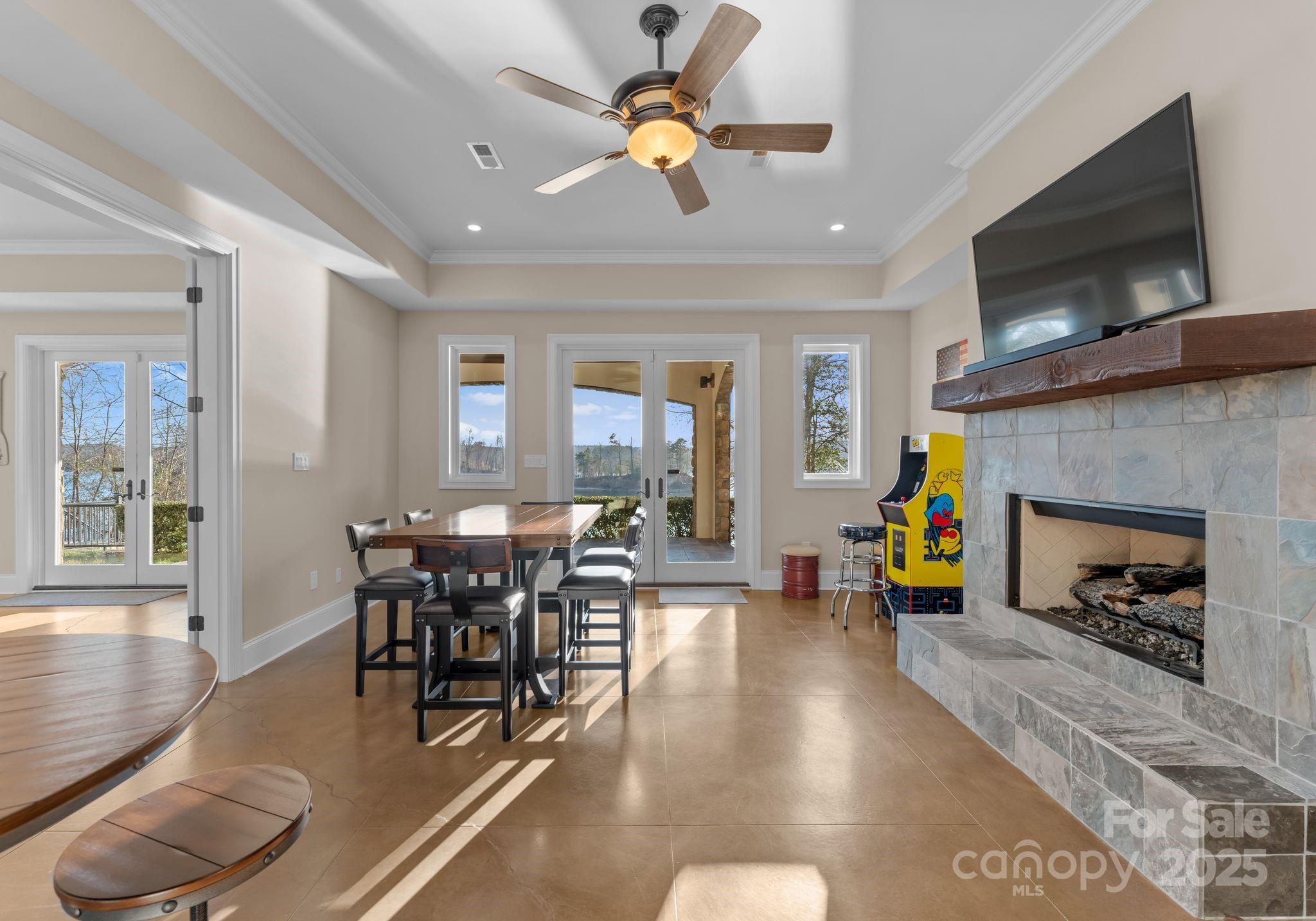 Windemere Island - Residential