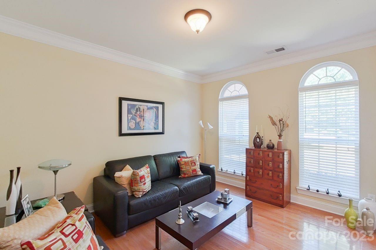 The Palisades - Residential