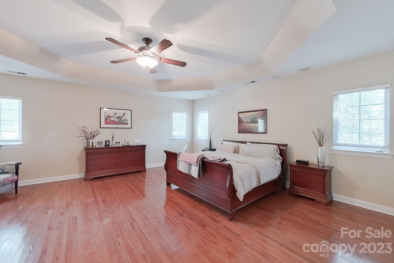 The Palisades - Residential