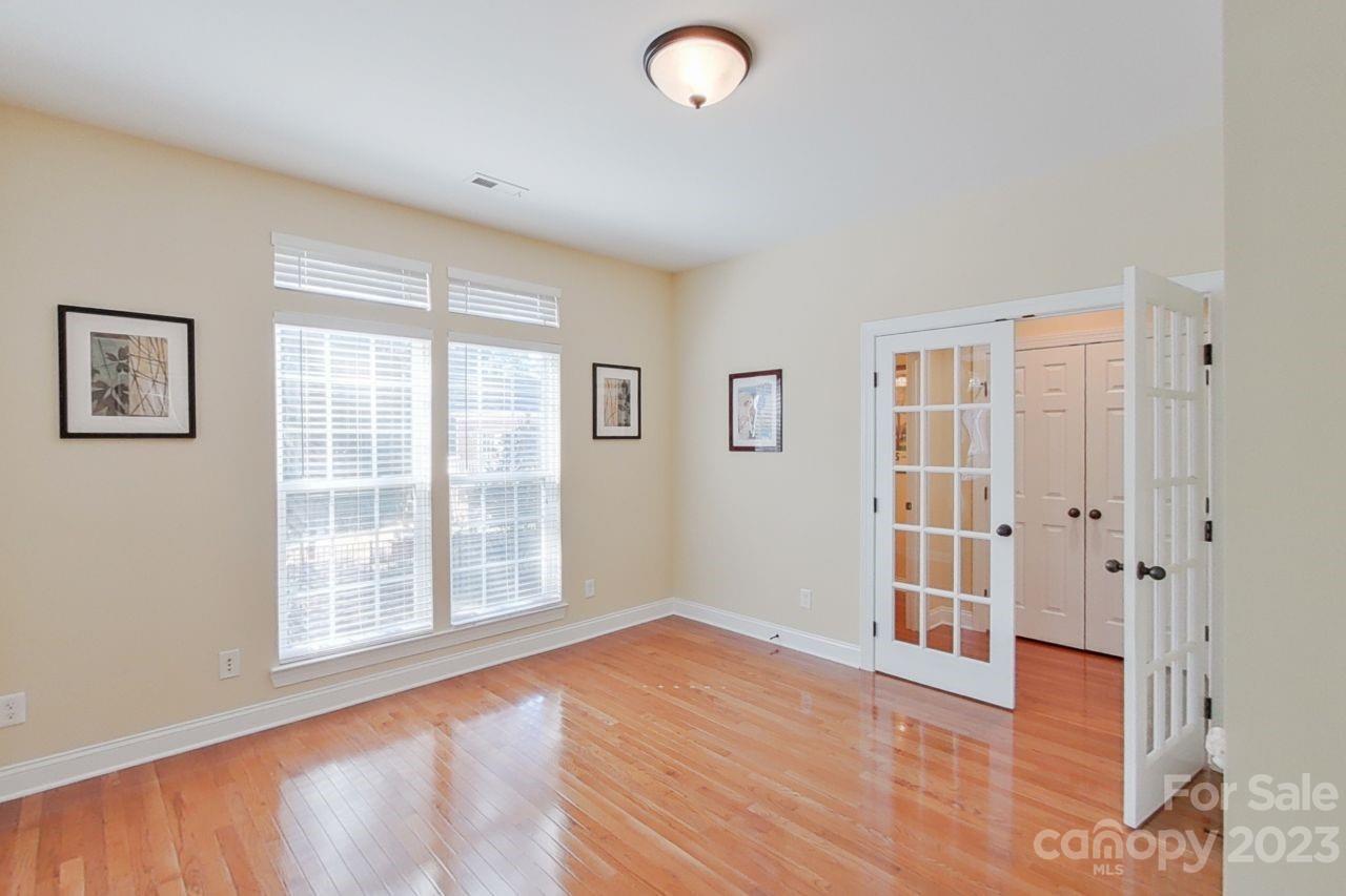 The Palisades - Residential