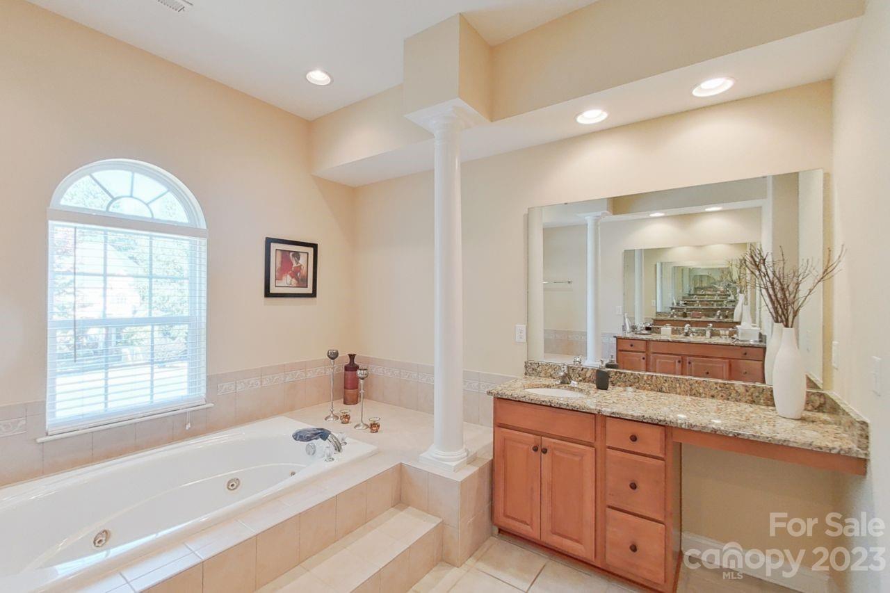 The Palisades - Residential