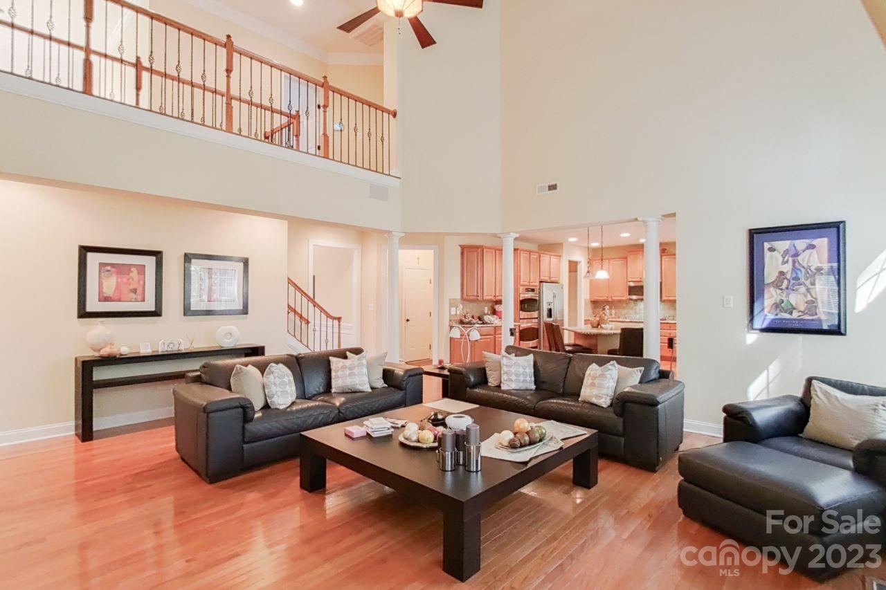 The Palisades - Residential