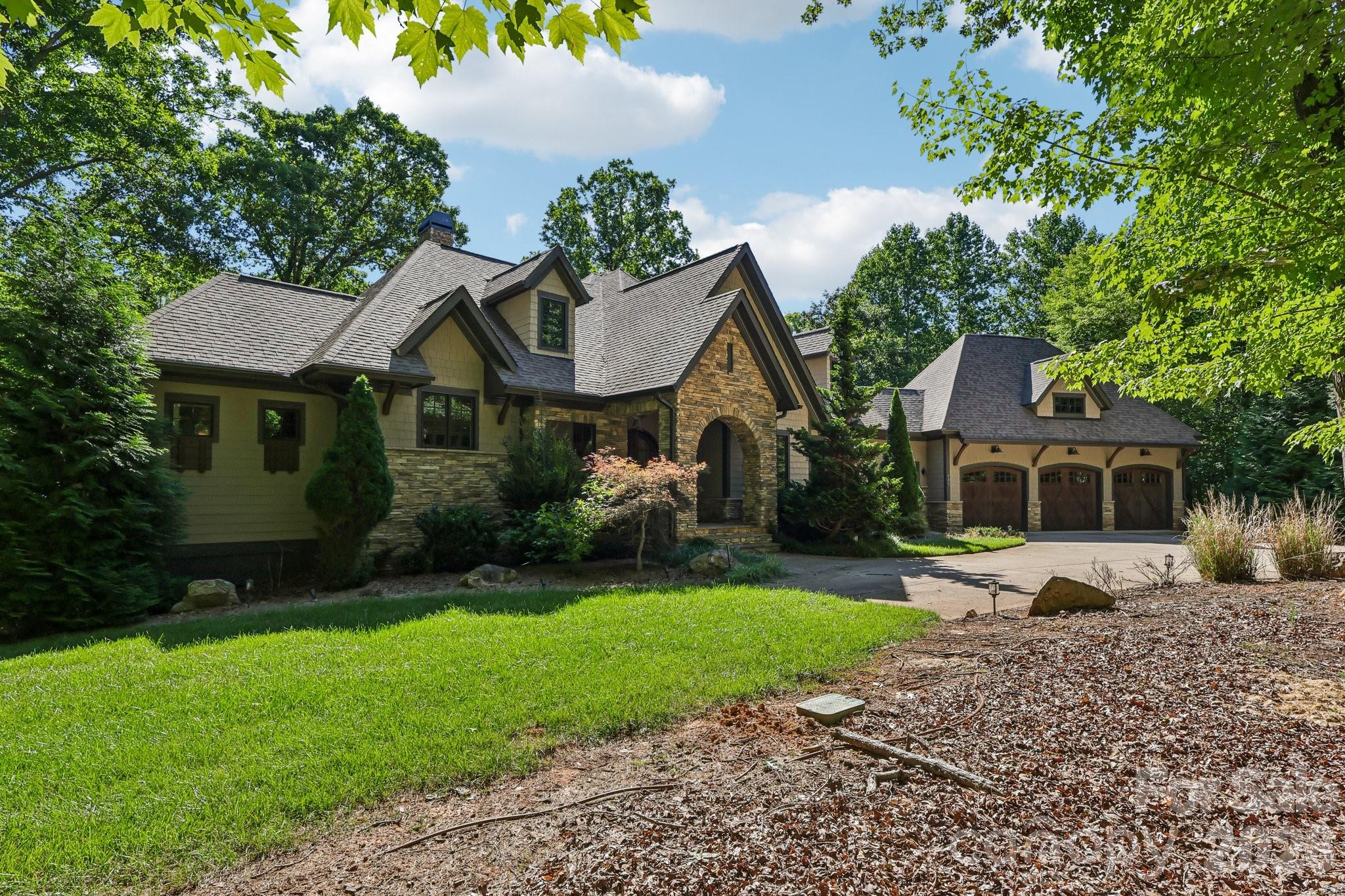 625 Ennis Road