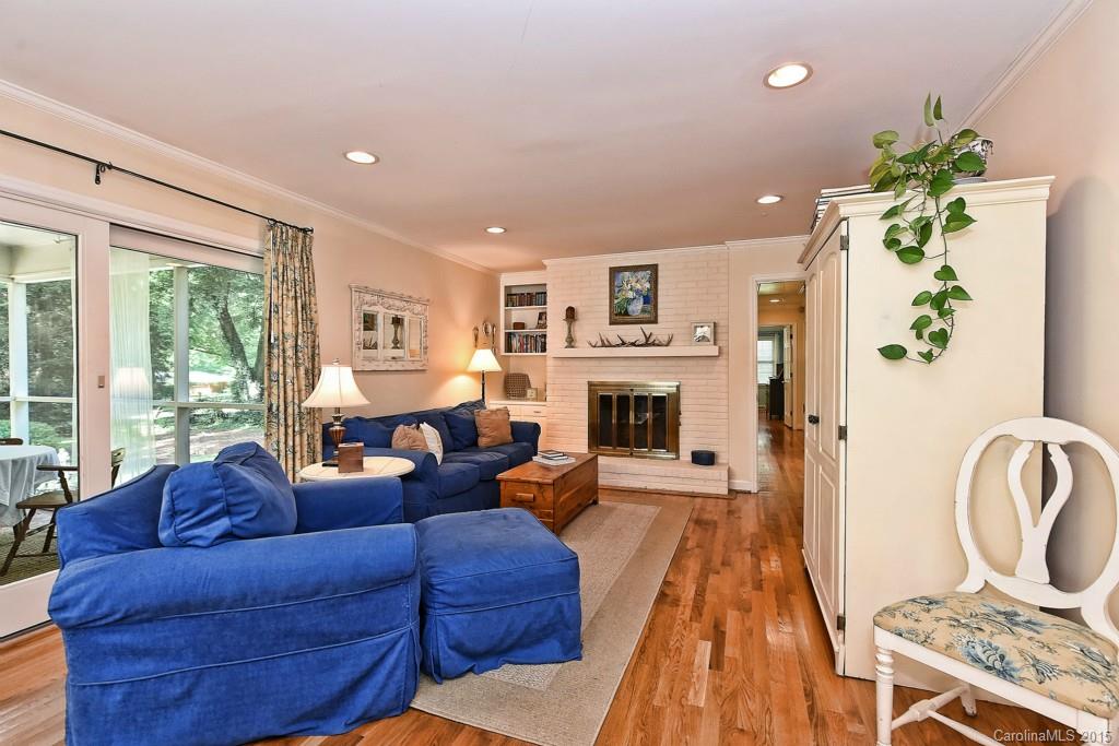 Lansdowne - Residential