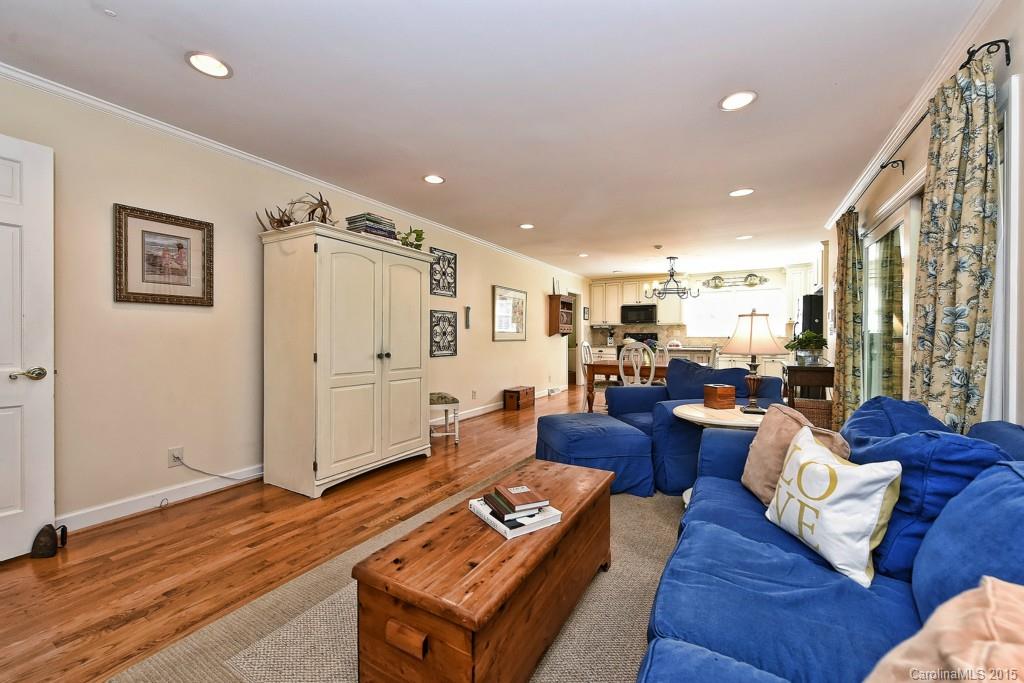 Lansdowne - Residential