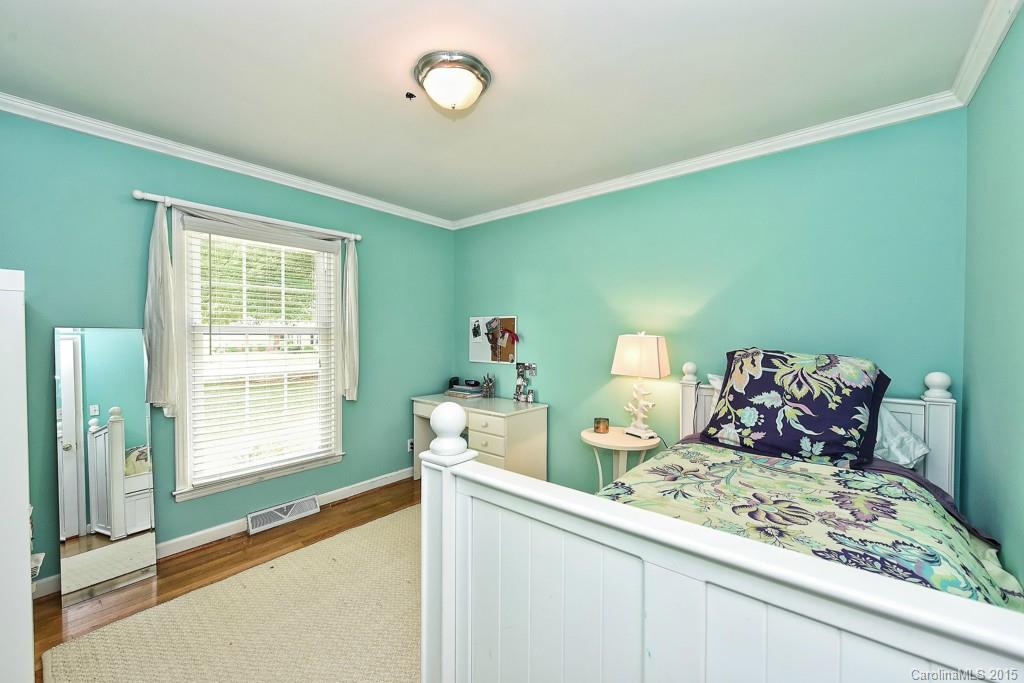 Lansdowne - Residential