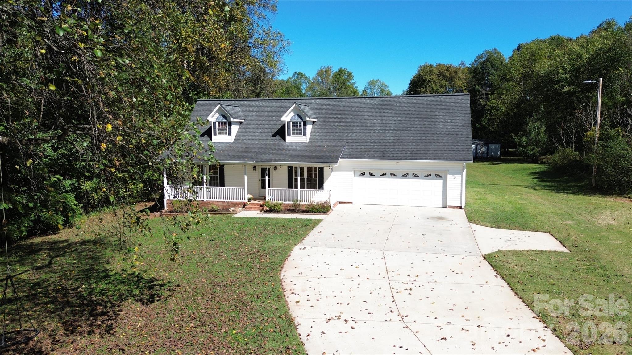1612 Flag Lane
