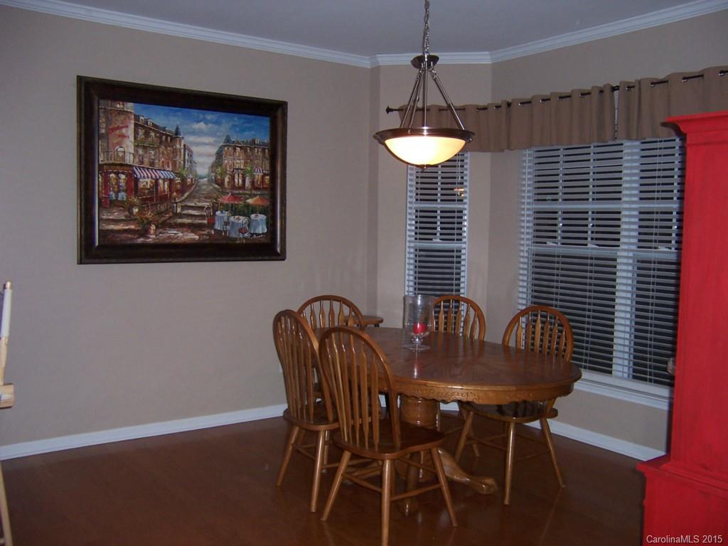 Ridge Pointe - Residential